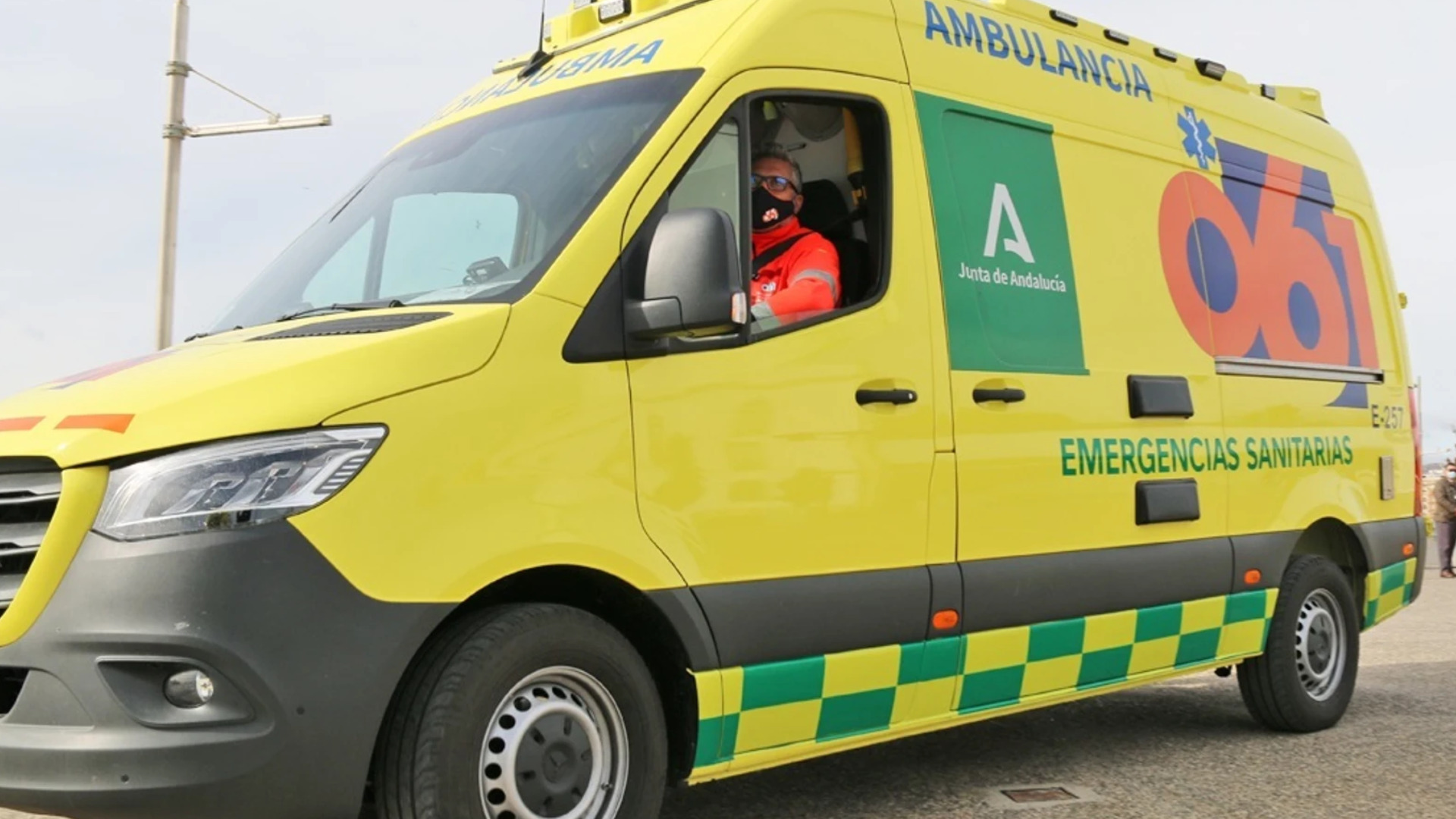 Un ambulancia del 061