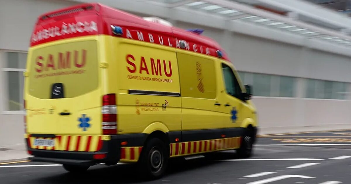 Una ambulancia