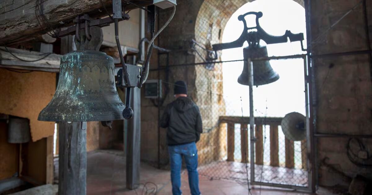 El campanario de una iglesia, en una imagen de archivo.