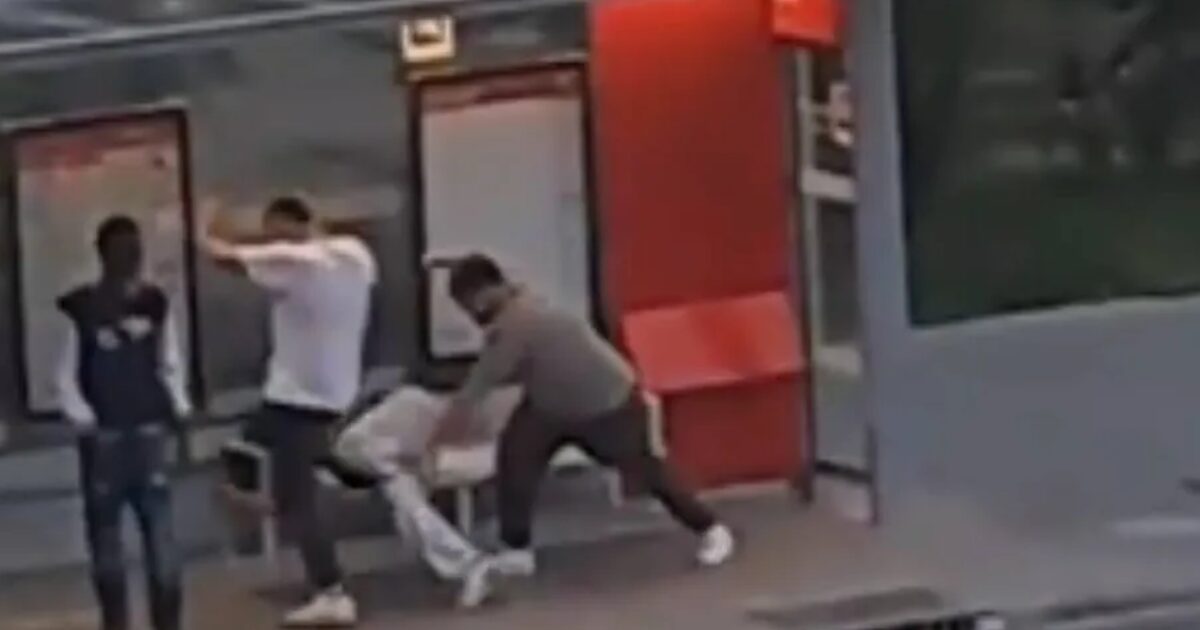 Captura del vídeo de la agresión en Valencia.