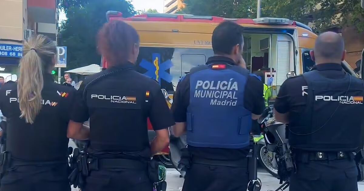 Agentes de la Policía Nacional y Municipal, por arma blanca en Virgen del Sagrario, en Ciudad Lineal de Madrid.