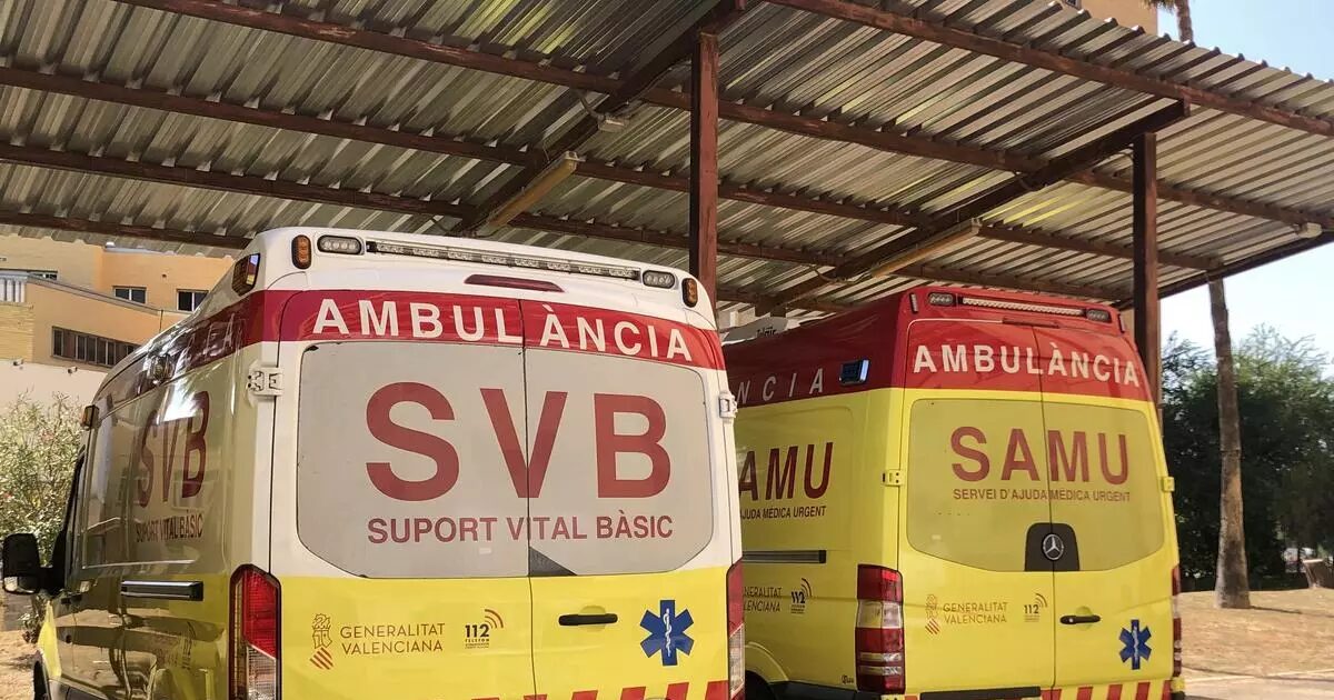Un SVB y una SAMU en imagen de archivo