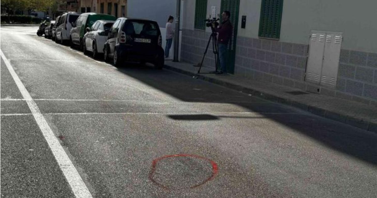 El accidente ha tenido lugar a primera hora de esta mañana en el núḿero 25 del Camí de Can Pastilla.